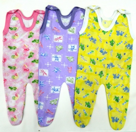 Состав:
Кулирка
Хлопок 100%
	Ползунки для малышей из натурального кулирного полотна. Специфика модели – дополненная спинка с бретелями на кнопках. Такие ползунки не нужно надевать с кофточками и распашонками. Это самодостаточный вид одежды из гарде