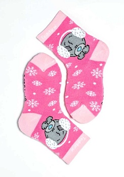 Состав:
Хлопок 87%
ПА 10%
Эластан 3%
	Носки зимние плюшевого переплетения с рисунком знаменитой игрушки 