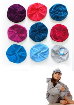 Состав:
Велюр
Хлопок 100%
	Берет детский.
Берет можно дополнить к спортивному костюму 095в