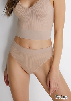 Состав:
Ткань: Полиамид 94%, Эластан 6%; 
Ластовица: Хлопок 100%
    Бесшовные трусы-слипы с высокой линией талии и широким поясом, выполненные из мягкой микрофибры с вафельным плетением, которая обладает нежной текстурой, приятно ощущается на теле, прев