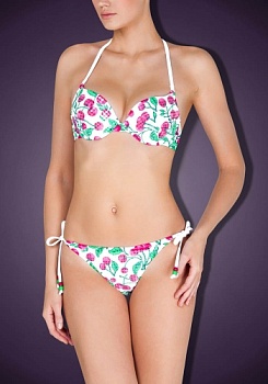 Состав:
Эластичное полотно
ПА 80%,
ПУ 20%
	Купальник раздельный, выполненный из классической купальной ткани яркой расцветки. Бюстгальтер классической формы с формованной чашкой с Push-up для размеров 70AB, 75ABC, 80B и без Push-up для размеров 70