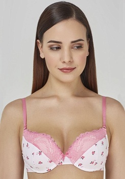 Состав:
Эластичное полотно
ПА 85%,
ПУ 15%
Кружево
ПА 90%,
ПУ 10%
	Бюстгальтер классической формы с формованной чашкой с Push-ap для размеров 70AB, 75ABC, 80B и без Push-ap для размеров 70C, 75DE, 80CDE, 85BCD. Детали бюстгальтера выполнены из э