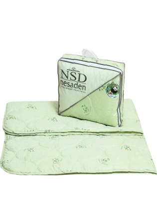 Чехол: 
Глосс-сатин, с серебрянным тиснением
Наполнитель: 
Бамбуковое волокно, 150г/кв.м.