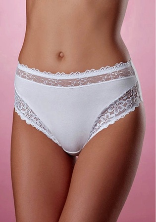 Состав: 
Хлопок 77%
Полиамид 15%
Эластан 7%
Вискоза 1%
      Трусики из эластичного хлопкового полотна, отделка - эластичное кружево по верхнему и нижним срезам передней детали.