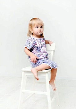 Состав:
Интерлок
Хлопок 100%
	Пижама для девочки с коротким рукавом.