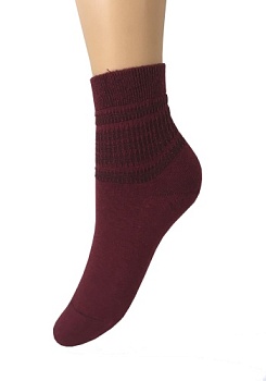 Состав:
Хлопок 78%
Полиамид 20%
Эластан 2%
	Носки демисезонные гладкие с рельефным рисунком на паголенке.