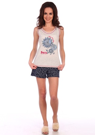 Состав: 
Футболка: кардмеланж 
Хлопок 50%
Полиэстер 50%
Шорты: кулирка
Хлопок 100%
	Женский комплект, состоит из майки и шорт. Майка украшена рисунком, шорты выполнены из принтованного полотна. 

Обратите внимание: расцветка товара на сайт