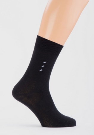 Состав: 
Хлопок 78%, 
Полиамид 18%, 
Эластан 4%.
	Демисезонный, плотный, гладкий носок с небольшим рисунком на боковой части паголенка.
