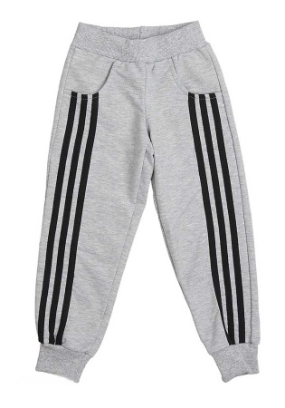 Состав:
Футер двунитка
Хлопок 100%
	Плотные детские брючки на широкой резинке с лампасами, с карманами, внизу на манжетах.  