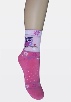 Состав: 
Хлопок: 86%, 
Полиамид: 13%, 
Эластан: 1%.
	Зимние плюшевые носки для девочек.