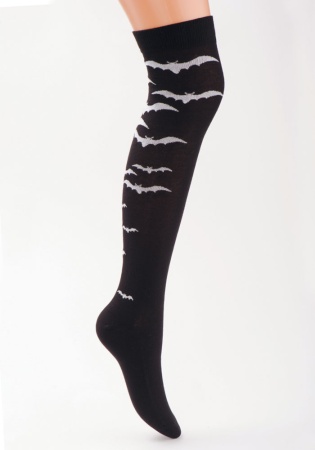 Состав: 
Хлопок 72%, 
Полиамид 26%, 
Эластан 2%
	Молодежные хлопковые ботфорты из коллекции vnoskax.ru в черно-белой цветовой гамме, 4 рисунка в упаковке.