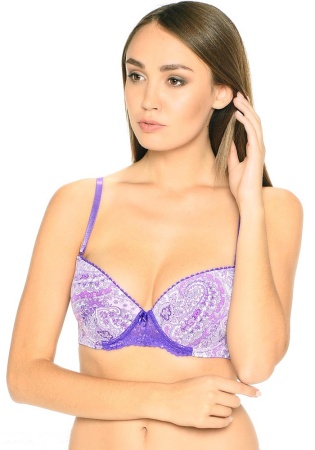 Состав:
Эластичное полотно
ПА 85%,
ПУ 15%
Кружево
ПА 90%,
ПУ 10%
	Бюстгальтер T-Shirt с формованной чашкой с небольшим мягким Push-Up для всех размеров. Детали бюстгальтера выполнены из эластичного принтованного полотна и кружева. Чащка декорир