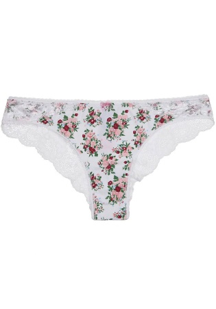 Состав:
Хлопок 95%,  
Эластан 5%
	Женские трусики из набивного полотна и кружева, украшены атласным бантиком.
