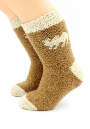 Состав:
Ангора 45%
Акрил 30%
Полиамид 20%
Шерсть верблюда 5%
	Детские шерстяные носки из верблюжьей шерсти. 