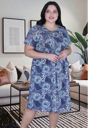 Состав:
Хлопок 100%
	Женская платье из принтованного полотна. 

Обратите внимание: расцветка товара на сайте может отличаться от фактической расцветки. Оптовый склад оставляет за собой право поставить товар любого цвета, который имеется на данны