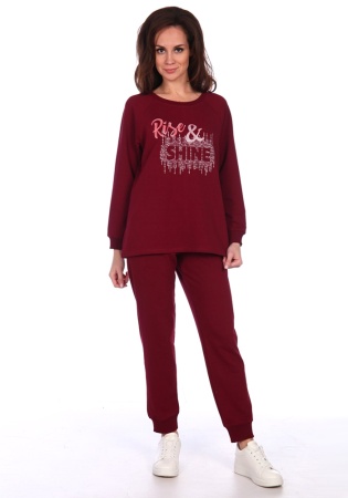 Состав:
Футер с лайкрой
Хлопок 75%
Полиэстер 20%
Лайкра 5%
	Женский теплый костюм, состоит из кофты и брюк. Брюки однотонные, кофта украшена спереди рисунком. 

Обратите внимание: расцветка товара на сайте может отличаться от фактической расц