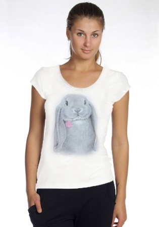 Состав:
Хлопок 100%
	Трикотажная футболка с принтом 