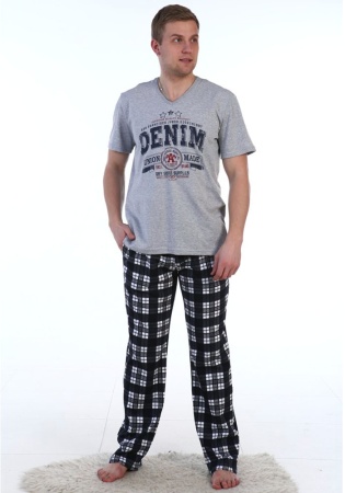 Состав: 
Кулирка 
Хлопок 100% 
	Костюм мужской состоит из футболки и брюк.