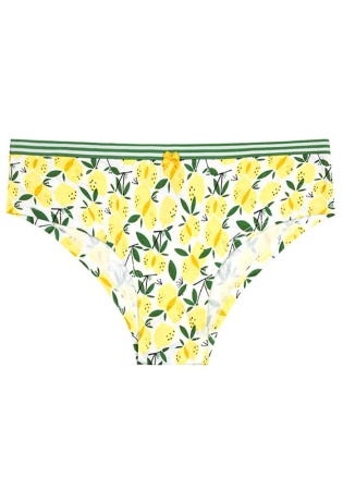 Состав:
Бамбук 57%
Хлопок   38% 
Эластан 5%
     Стильные  трусы-слипы. Удобная и популярная модель из принтованного полотна.