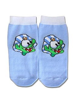 Состав:
Хлопок 80%
ПА 15%
Эластан 5%
	Носки демисезонные гладкого переплетения с вышивным рисунком забавного маленького монстрика-героя Английского мультсериала 