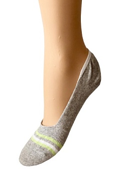 Состав:
Хлопок – 75%
ПА – 20%
Эластан – 5%
     Подследники летние с цветным принтов экономкласса.На пятке силиконовый суппорт, который          обеспечивает максимальное прилегание и исключает соскальзование в процессе носки. Набор из трех пар ра