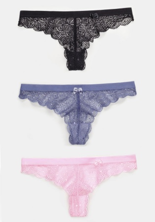 Состав:
Эластичное кружево
ПА 90%
ПУ 10%
Ластовица
Хлопок 100%
	Трусики-стринг выполнены из эластичного кружева. Линия талии декорирована широкой эластичной лентой.