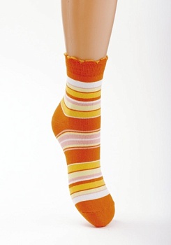 Состав: 
Хлопок 71%, 
Полиамид 27%, 
Эластан 2%
	Детские носки в полоску.