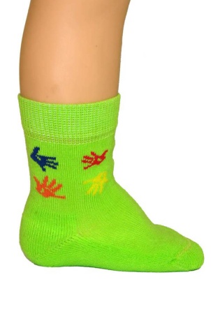 Состав: 
Хлопок: 80%, 
Полиамид: 19%, 
Эластан: 1%. 
	Детские носочки с разнообразными рисунками для мальчиков и девочек. Гладкий шов создает комфортные ощущения при эксплуатации, так как препятствует натиранию пальцев ног.