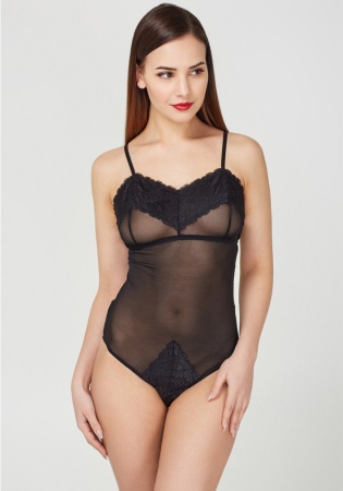 Состав: 	
Эластичная сетка 
ПА 88%,
ПУ 12%
Эластичное кружево 
ПА 90%,
ПУ 10% 
Ластовица
Хлопок 100%
	Женская грация выполнена из эластичной сетки и кружева с мягкой чашкой. Модель декорирована фигурным вырезом сзади. Бретели эластичные, не с