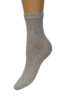 Состав:
Хлопок – 75%
ПА – 18%
Эластан – 7%
     Носки женские демисезонные, гладкие,  классической длины с двойным бортом.