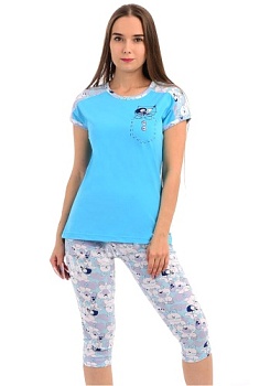 Состав:
Хлопок 100%
	Женский домашний комплект. Состоит из футболки и бридж. 

Обратите внимание: расцветка товара на сайте может отличаться от фактической расцветки. Оптовый склад оставляет за собой право поставить товар любого цвета, который и