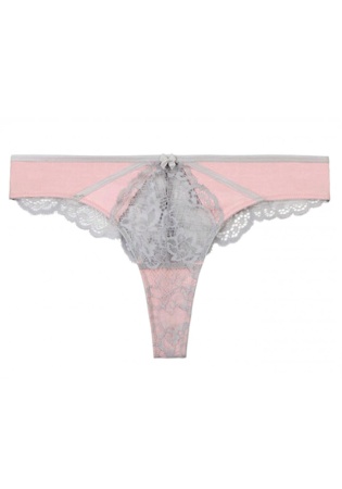Состав:
Хлопок 95%
Эластан 5%
Кружево:
Нейлон 90%
Эластан 10%
	Женские трусы из однотонного полотна и кружева. 