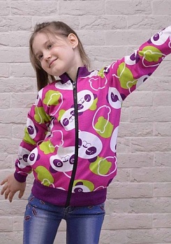 Состав:
Футер
Хлопок 100%
	Куртка на молнии, с аппликацией, воротник- стойка.