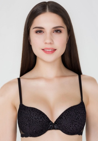 Состав:
Эластичная сетка
ПА 88%,
ПУ 12%
Эластичное кружево
ПА 90%,
ПУ 10%
	Бюстгальтер классической формы с формованной чашкой без Push-up для размеров 70AB, 75ABC, 80B и без Push-up для размеров 70C, 75DE, 80CDE, 85BCD. Детали бюстгальтера вып