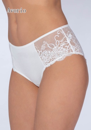 Состав:
Хлопок 95%
Эластан 5%
     Классические трусы-слипы из хлопка с эластаном, по бокам и сзади кружевные вставки, ажурная отделка края, средняя посадка.