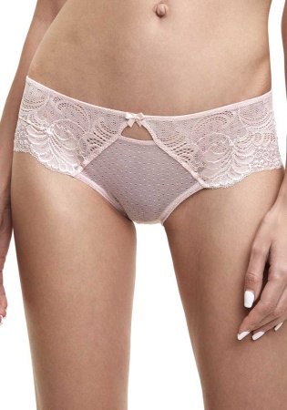 Состав:
Эластичное кружево
ПА 90%
ПУ 10%
Эластичная сетка
ПА 88%
ПУ 12%
Ластовица
Хлопок 100%
	Женские трусы-боксеры, выполнены из эдастичной сетки и кружева. Перед украшен бантиком и кокетливым вырезом.