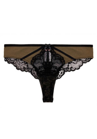Состав:
Хлопок 95%
Эластан 5%
Кружево:
Нейлон 90%
Эластан 10%
	Женские трусы из однотонного полотна и кружева. 