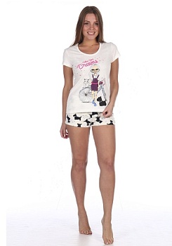 Состав:
Кулирка, интерлок
Хлопок 100%
	Комплект состоит из ярких шорт и однотонной футболки. Шорты на резинке, футболка украшена декоративным принтом.

Обратите внимание: расцветка товара на сайте может отличаться от фактической расцветки. Опто