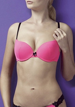 Состав:
Эластичное полотно
ПА 85%,
ПУ 15%
Кружево
ПА 90%,
ПУ 10%
	Бюстгальтер классической формы с формованной чашкой с Push-Up для размеров 70AB, 75ABC, 80B и без Push-Up для размеров 70C, 75DE, 80CDE, 85BCD. Детали бюстгальтера выполнены из э