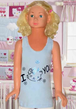 Состав:
Хлопок 97%
Эластан 3%
	Детская майка для девочки на широких бретельках, по вырезу горловины и вырезу руки кружево.