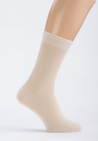 Состав: 
Бамбук 58%, 
Полиамид 40%, 
Эластан 2%
	Летние носки из бамбука с двойным бортом.