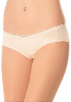 Состав:  
Хлопок: 95%, 
Эластан: 5%.
	Трусы брифы с заниженной линией талии. Выполнены из эластичного трикотажного хлопкового полотна. Срезы пройм обработаны тесьмой с плоским швом.