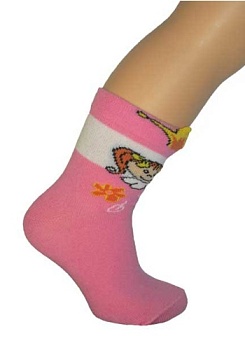 Состав: 
Хлопок: 70%,
Полиамид: 28%,  
Эластан: 2%.
	Носки демисезонные, гладкие с компьютерным рисунком. Разнообразные цвета и рисунки для мальчиков и для девочек. На маленьких размерах 3D рисунок. 