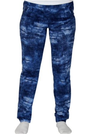 Состав:
Хлопок 100%
	Брюки женские.