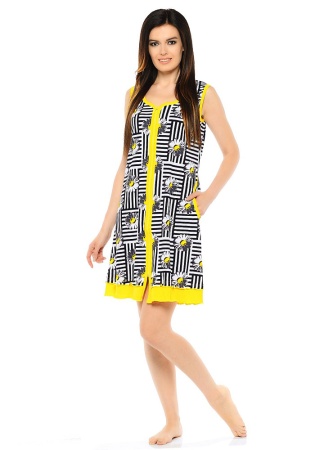 Состав: 
Кулирка 
Хлопок 100% 
	Легкий женский халат на молнии с карманами и рюшкой по подолу.