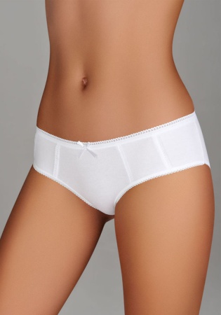 Состав:
Хлопок 95%
Эластан 5%
     Трусы-слипы, с широкими боковинами, из мягкого хлопка с заниженной линией талии.