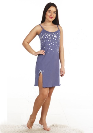 Состав:
Хлопок 100%
	Сорочка полуприлегающего силуэта. На тонких бретелях, длиной до середины бедра.