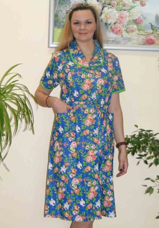 Состав:
Бязь
	Халат из бязи на пуговицах.