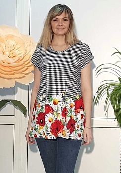 Состав:
Вискоза
Полиэстер 92%
Лайкра 8%
	Женская туника из вискозы.

Обратите внимание: расцветка товара на сайте может отличаться от фактической расцветки. Оптовый склад оставляет за собой право поставить товар любого цвета, который имеется н