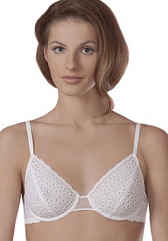 Состав: 
Полиамид 90%
Эластан 10%
	Бюстгальтер на каркасах из эластичного кружева с выраженной объемной фактурой. Модель выполнена с тонкими изящными бретелями.